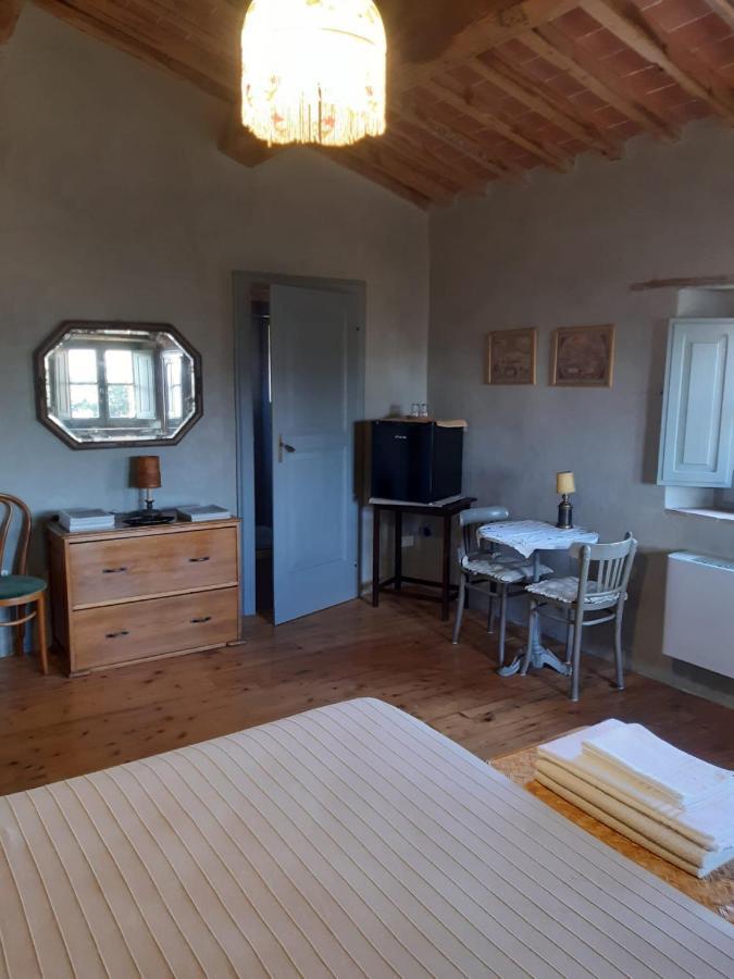 Bed and Breakfast Borgo Cardaneto Монтоне Екстер'єр фото