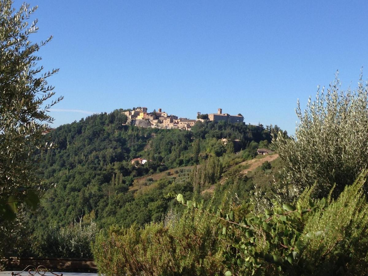 Bed and Breakfast Borgo Cardaneto Монтоне Екстер'єр фото