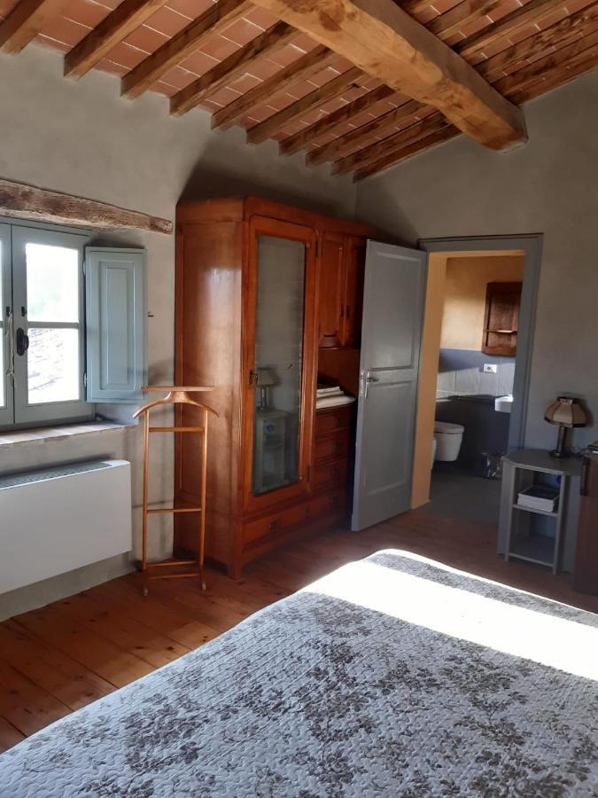 Bed and Breakfast Borgo Cardaneto Монтоне Екстер'єр фото