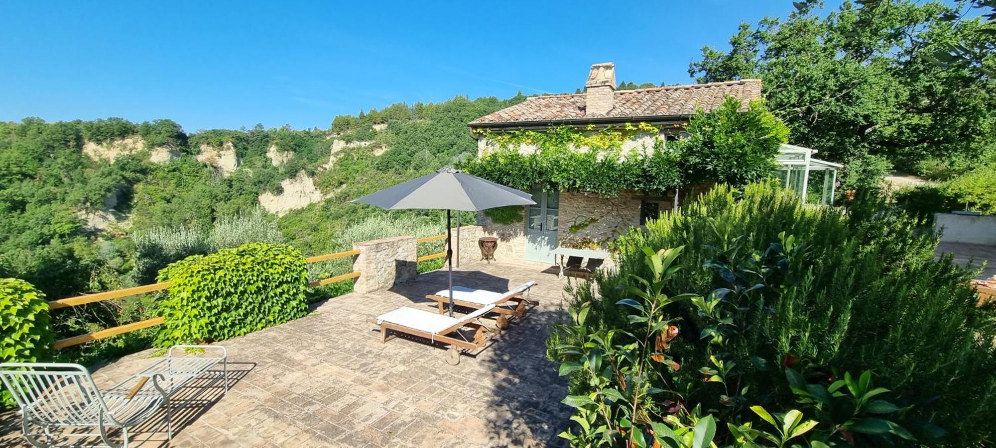 Bed and Breakfast Borgo Cardaneto Монтоне Екстер'єр фото