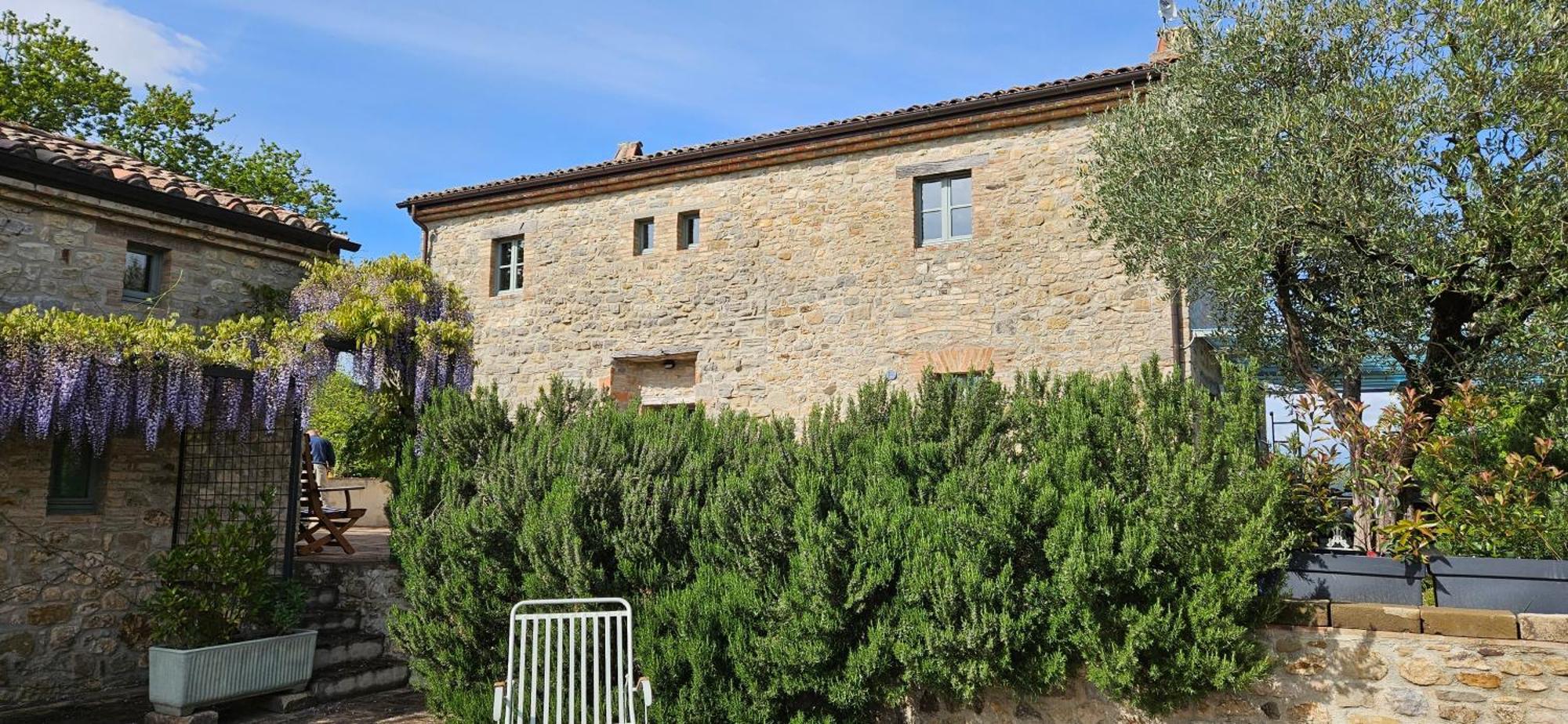 Bed and Breakfast Borgo Cardaneto Монтоне Екстер'єр фото